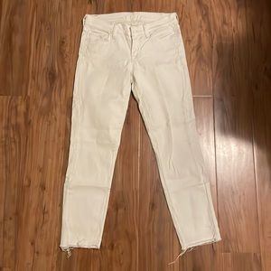 White cropped 7 jeans